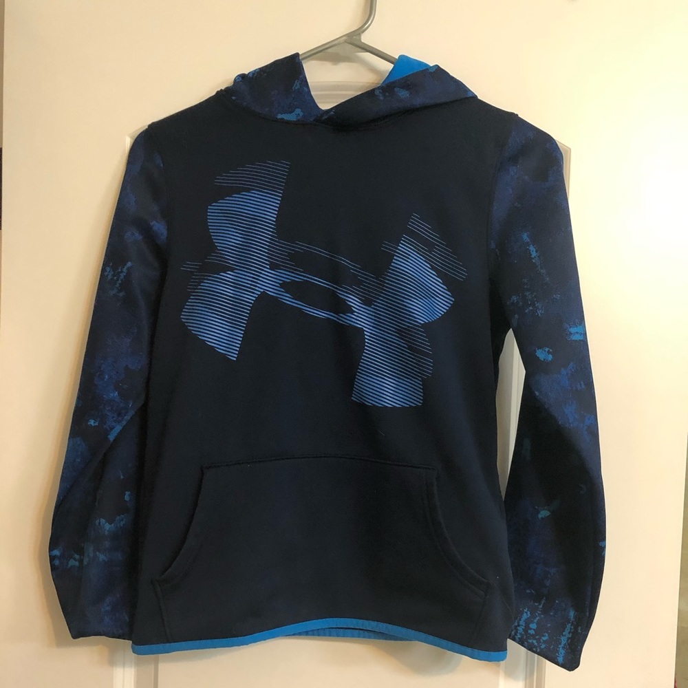Boys under Armour hoodie